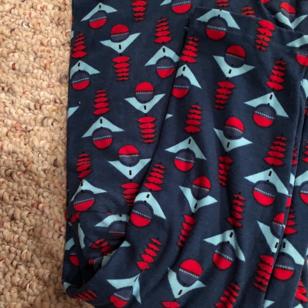 OS lularoe - Picture 3 of 8